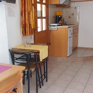  Διαμέρισμα Nefeli β'οροφος